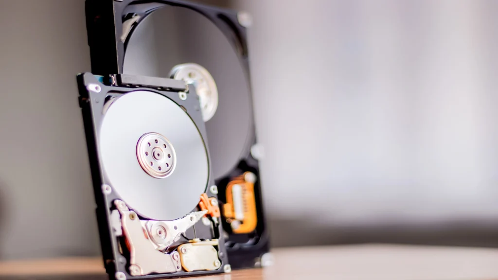 myitplanet ist auch in Linz für euch da und rettet Daten von allen Datenträgern und Betriebssystemen.